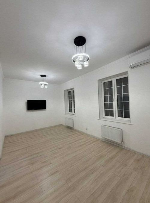 5-xonali kvartira, 127 m²