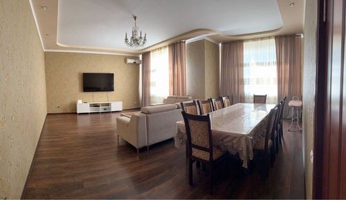 4-room apartment, 180 m²