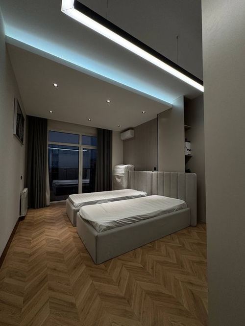 4-room apartment, 180 m²
