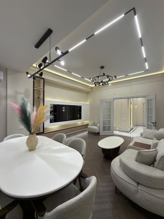 3-комнатная квартира, 133 м², 4/10 эт, Ташкент, Мирабадский район, в аренду