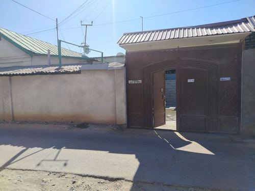 3-xonali uy, 180 m²
