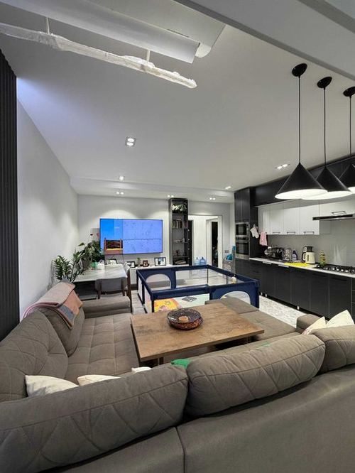 3-xonali kvartira, 64 m²