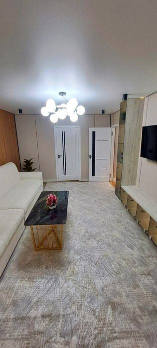 3-xonali kvartira, 70 m²