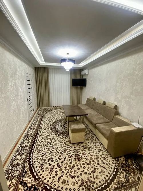 3-xonali kvartira, 70 m²