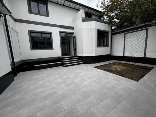7-room cottage, 220 m²