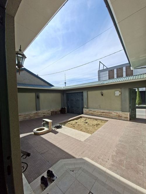 7-room house, 245 m²