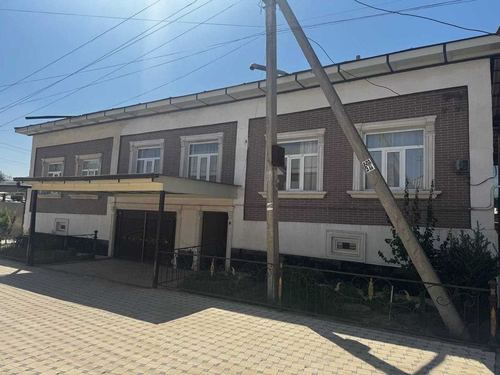 8-room house, 400 m²