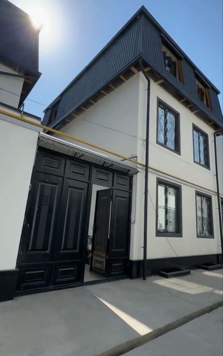 9-room cottage, 200 m²