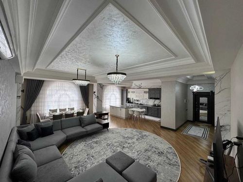 3-комнатная квартира, 150 м²