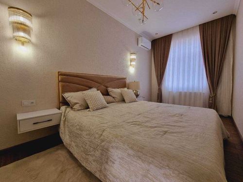 4-room apartment, 140 m²