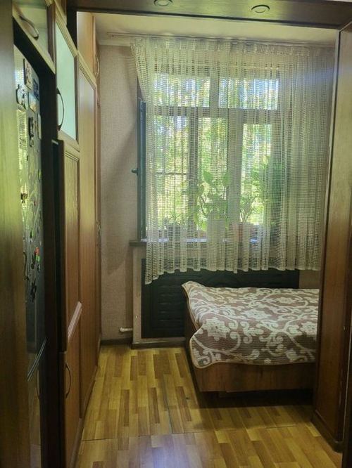 3-xonali kvartira, 50 m²
