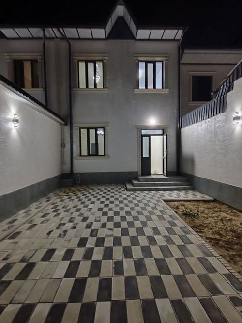 5-комнатный коттедж, 100 м²