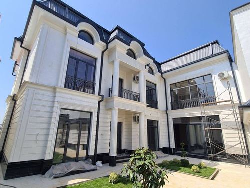 7-room house, 600 m²