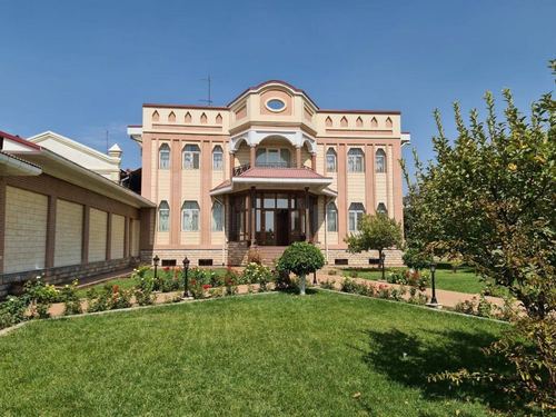 6-комнатный дом, 600 м²