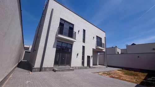 8-комнатный дом, 460 м²