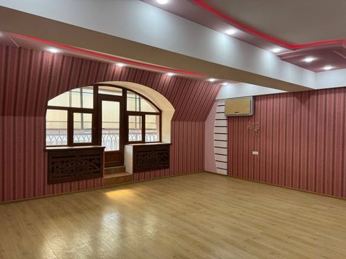 6-room apartment, 350 m²