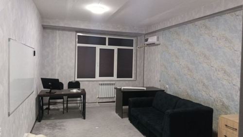 Недорогой Офис с мебелью  30 м2 на Алмазар сити