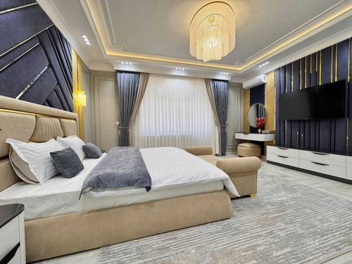 7-комнатная квартира, 261 м²