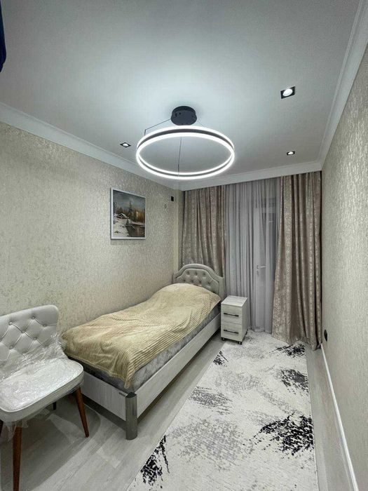 5-комнатная квартира, 107 м², 3/4 эт, Ташкент, Юнусабадский район, на продажу