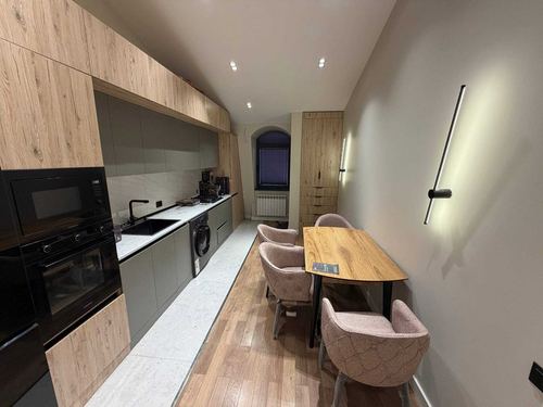 3-комнатная квартира, 80 м²