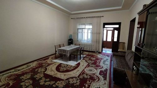 7-room house, 700 m²