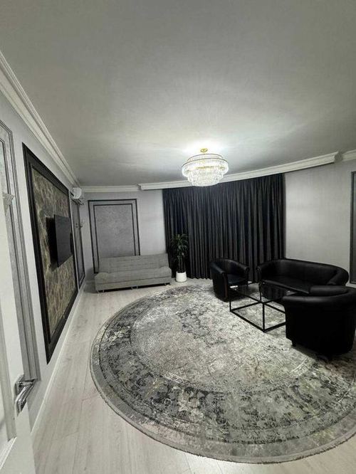 2-room apartment, 77 m²