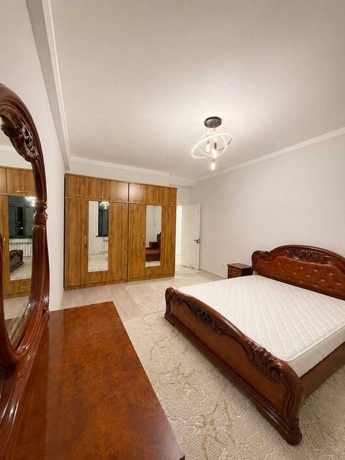 3-комнатная квартира, 90 м²