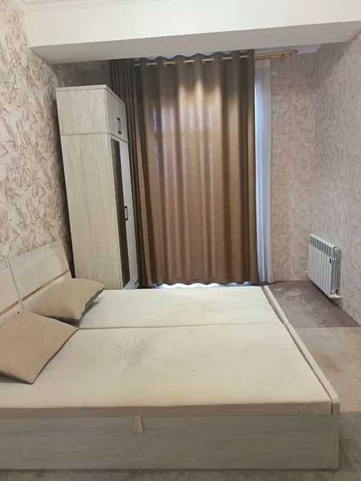 3-комнатная квартира, 92 м², 3/7 эт, Ташкент, Мирабадский район, в аренду
