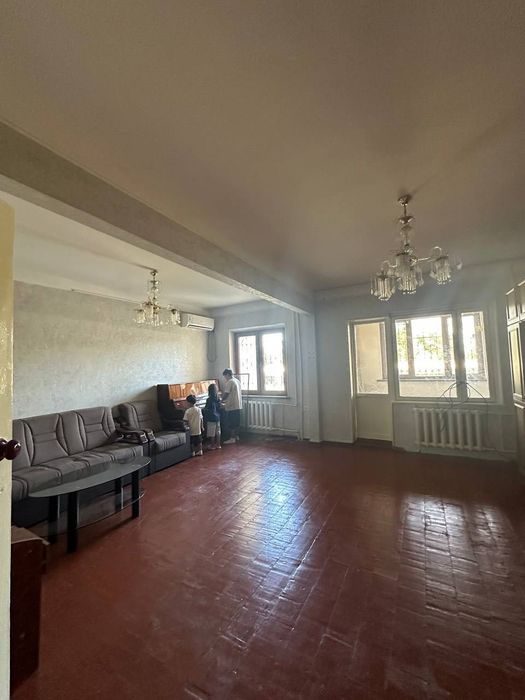 3-комнатная квартира, 100 м², 4/5 эт, Ташкент, Сергелийский район, в аренду