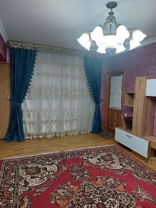 4-xonali kvartira, 102 m²