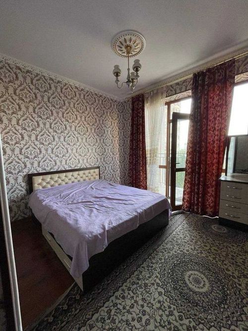 3-комнатная квартира, 90 м²