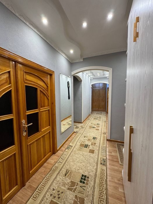 5-комнатная квартира, 112 м², 3/5 эт, Ташкент, Яккасарайский район, на продажу