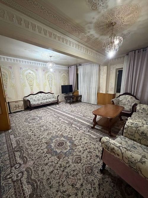 4-xonali kvartira, 120 m²
