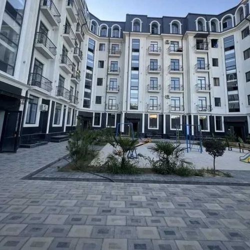 5-room apartment, 157 m²