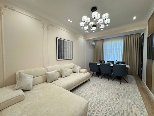 5-room apartment, 149 m²
