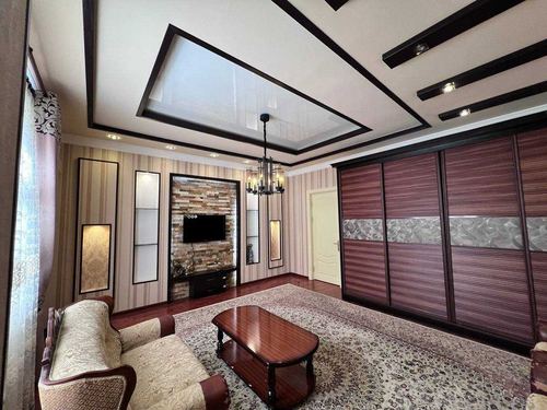 4-room apartment, 220 m²