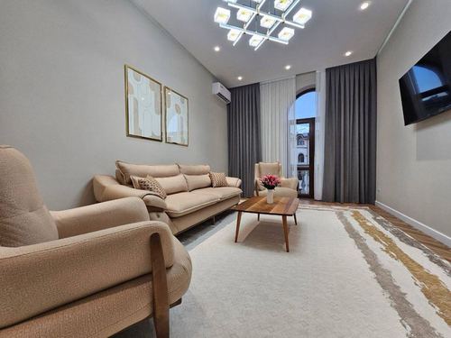 4-room apartment, 140 m²