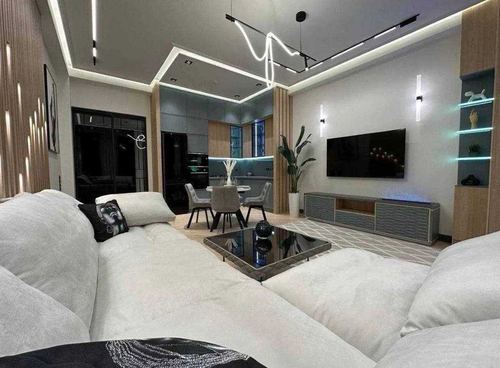 3-комнатная квартира, 140 м²