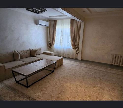 3-комнатная квартира, 90 м²