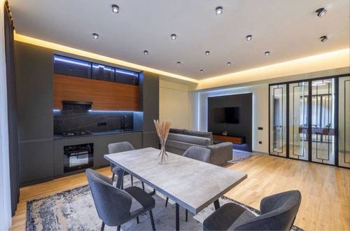 2-xonali kvartira, 70 m²