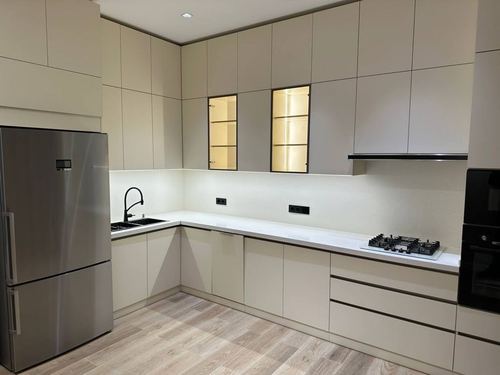 8-room house, 400 m²