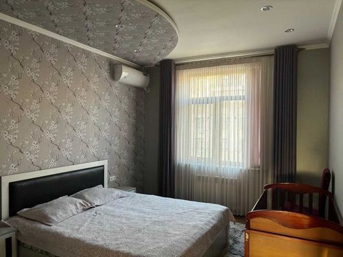 3-комнатная квартира, 90 м²