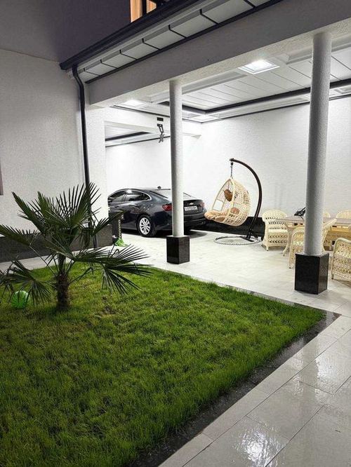 7-комнатный коттедж, 2700 м²