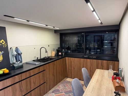 2-комнатная квартира, 123 м²