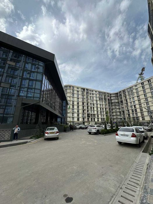 2-комнатная квартира, 77 м², 1/9 эт, Ташкент, Яккасарайский район, на продажу
