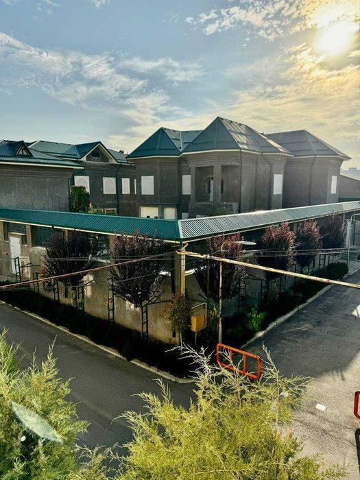 10-room house part, 2700 m², Tashkent, Yashnabad District, for sale