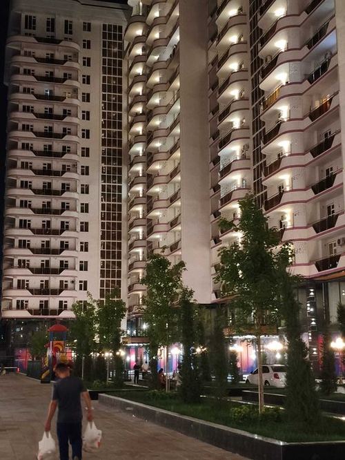 2-xonali kvartira, 70 m²