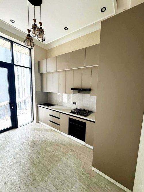 2-комнатная квартира, 82 м²