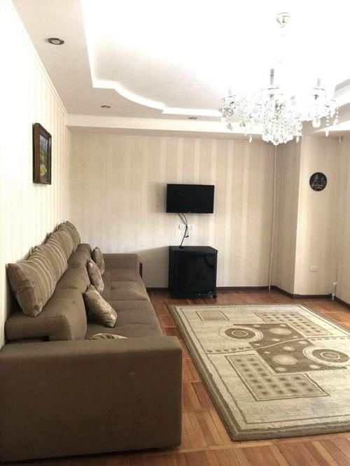 2-xonali kvartira, 78 m²