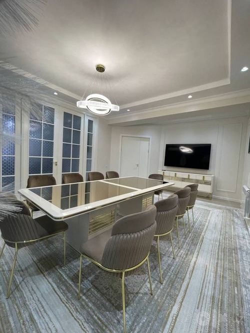 4-xonali kvartira, 157 m²